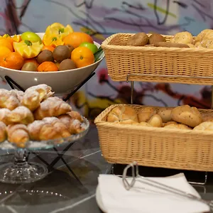 https://hotel-paris.primorje-gorskikotar.com