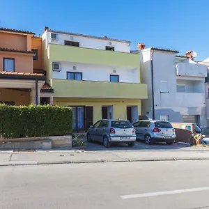 https://milos-apartment.pula-hotels.org