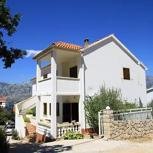 https://apartments-kondric.hotelinzadar.com